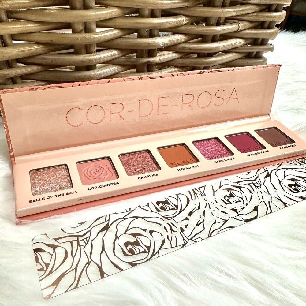 Sigma Beauty Cor-de-Rosa Mini Eyeshadow Palette